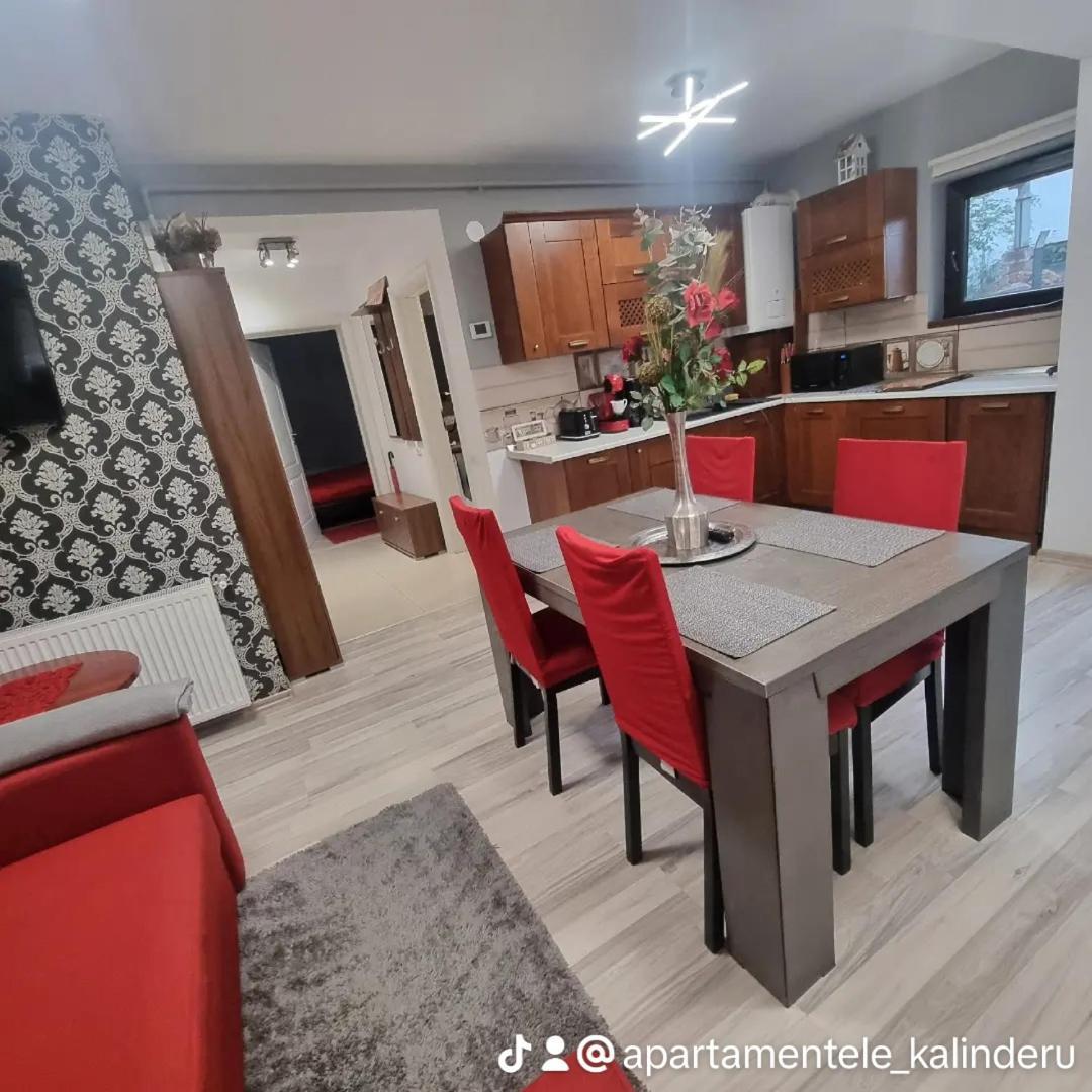 Apartament Kalinderu K2 Буштені Екстер'єр фото